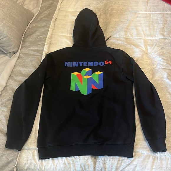H&M Sweaters - H & M Nintendo 64 Hoodie
